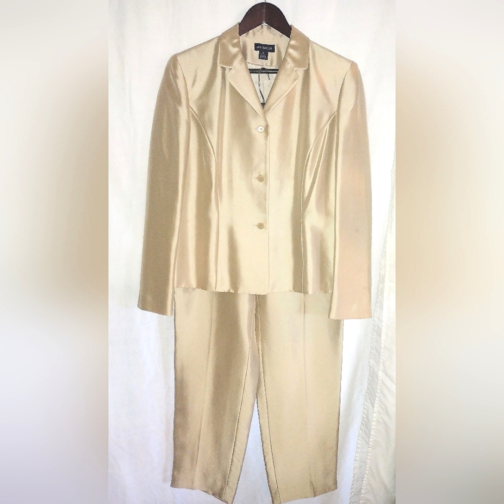 Ann Taylor Vintage 100% Silk Pantsuit Jacket is Size 12 and Pants are Size 8